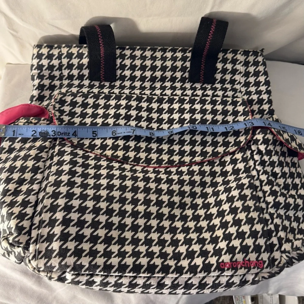Aaronchang Medium Size Tote Bag Houndstooth With‎ Hot Pink Accents - Picture 6 of 11